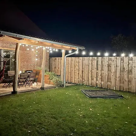 Tolles In Mit Garten Ferienhaus Altwarp