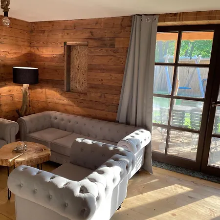 Holiday home Tolles In Mit Garten *